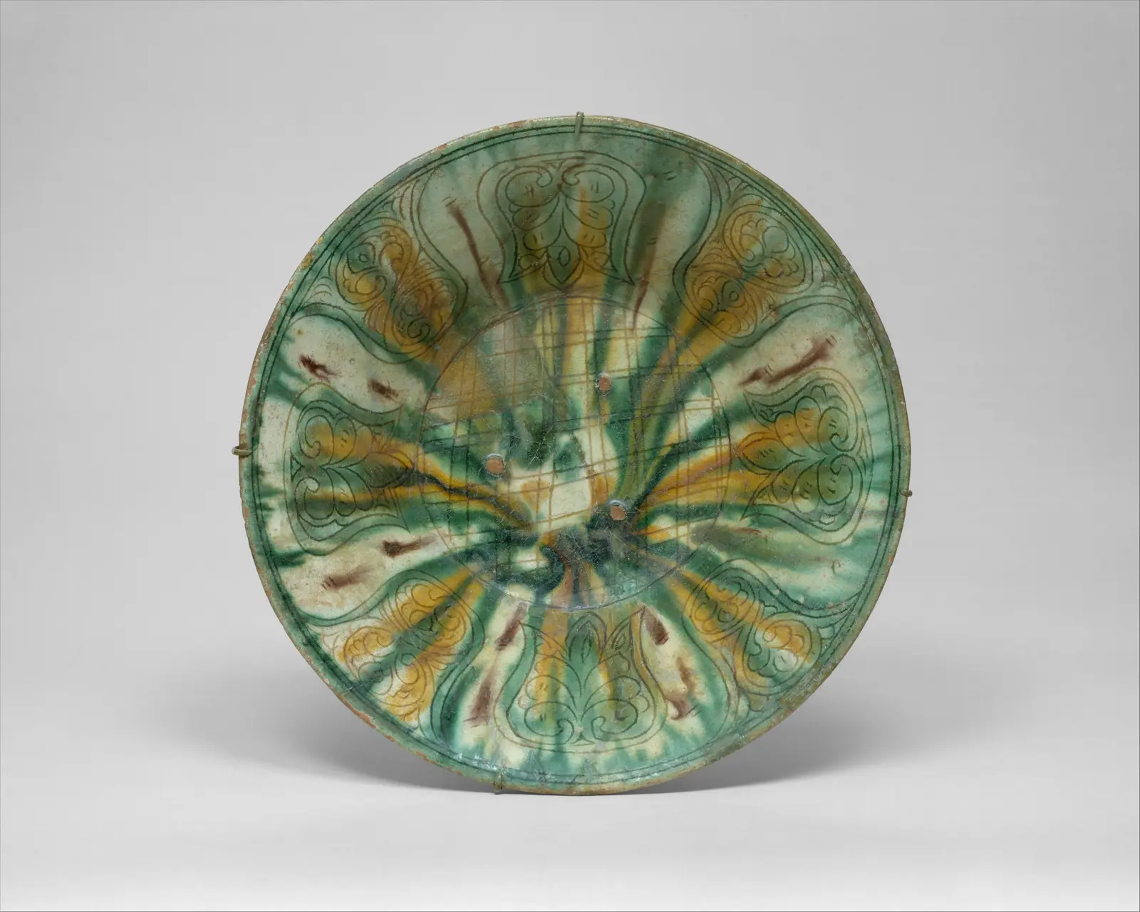 Bowl with Green, Yellow, and Brown Splashed Decoration, The Metropolitan Museum of Art